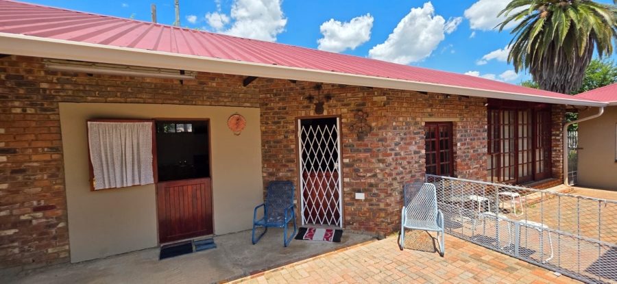 4 Bedroom Property for Sale in Collerville North West